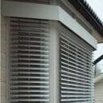 persienn utanför fönster